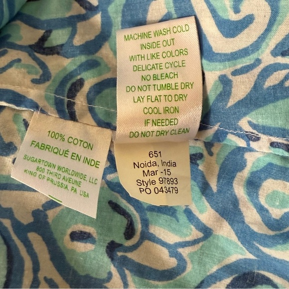 Lily Pulitzer Cruiser Blue Chasing Tail Button Up. Size 2 - Picture 12 of 16